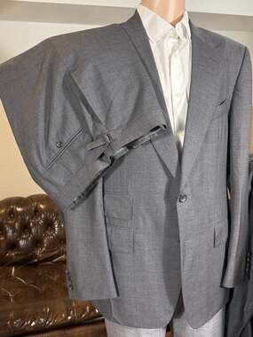 Tom Ford Gray Notch Lapel 2Pc Suit 54 44R 40x31 Trousers Wool Windsor